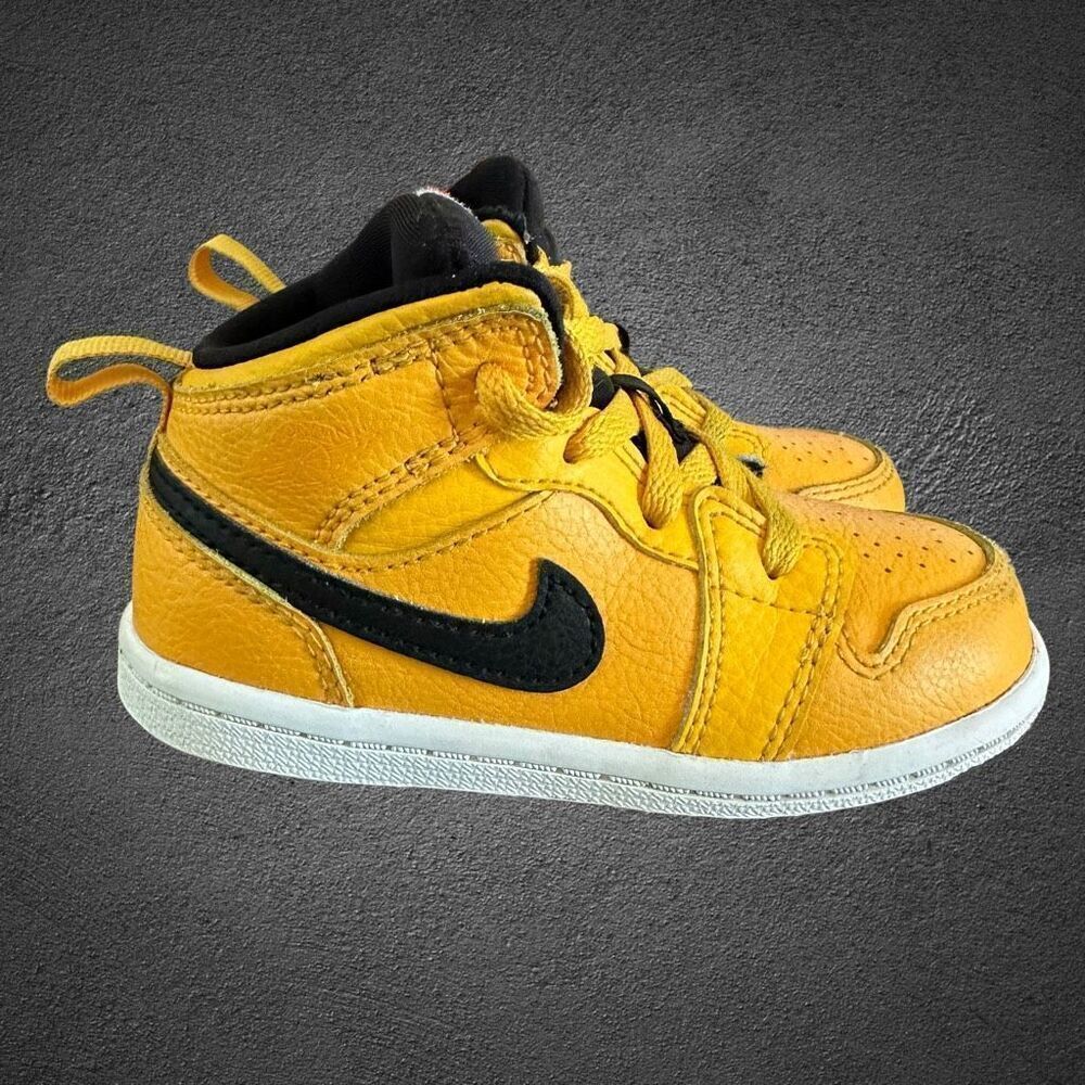 Air Jordan 1 Mid Toddler Size 7c Shoes University Gold Sneakers 640735-700